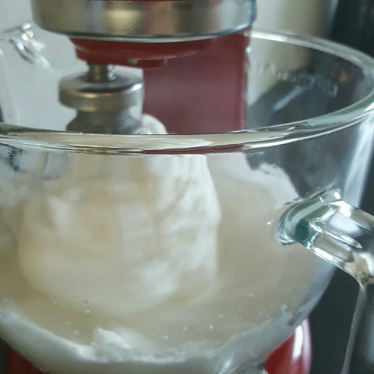 Mandelkuchen mit Himbeeren - gabelschereblog Mandelkuchen mit Himbeeren - gabelschereblog