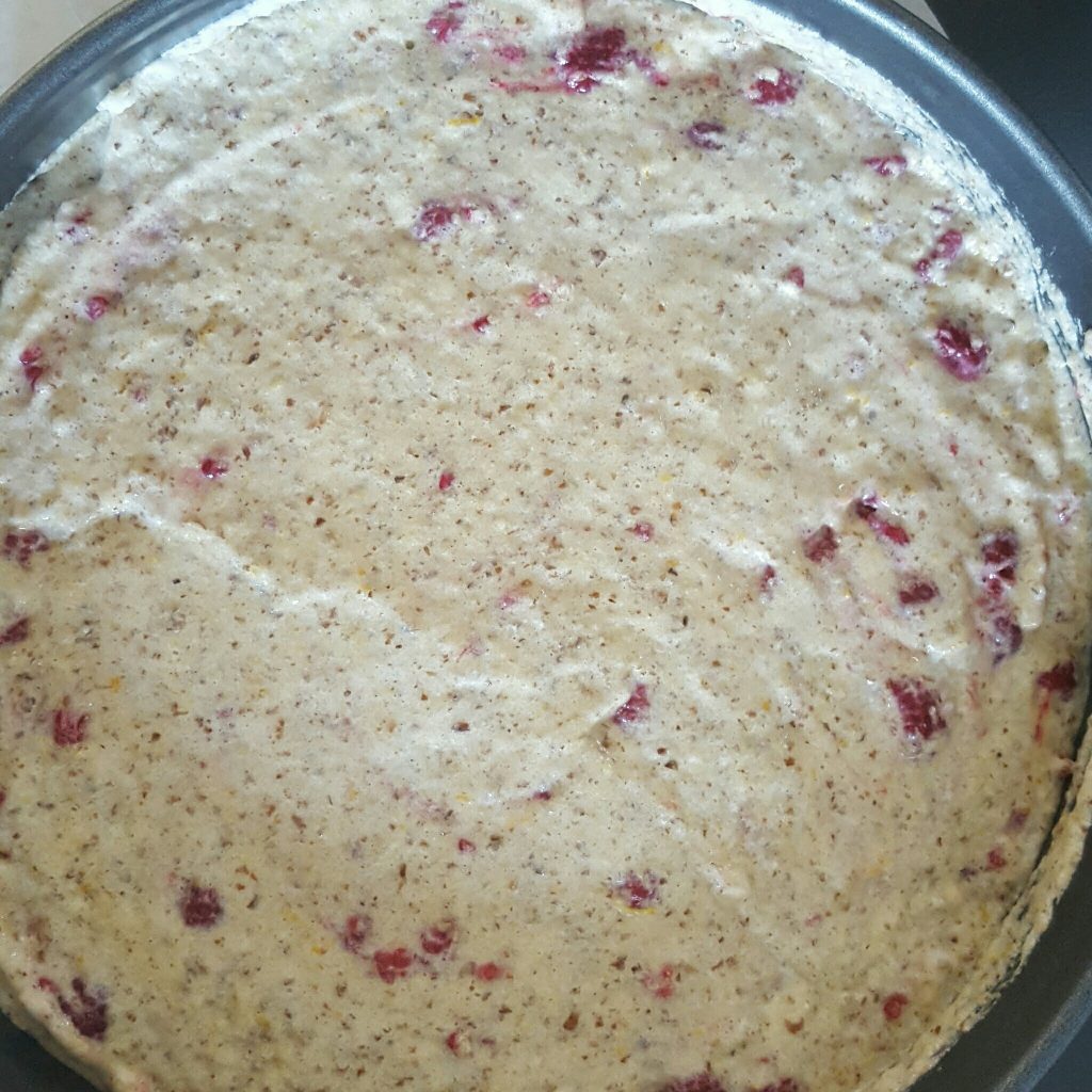 Mandelkuchen mit Himbeeren - gabelschereblog Mandelkuchen mit Himbeeren - gabelschereblog